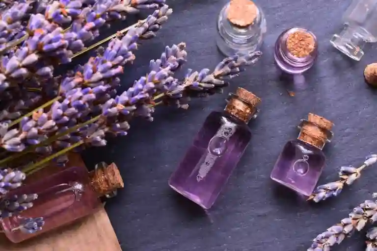 how to use lavender oil to repel mosquitoes